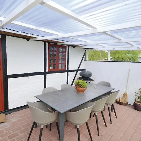 Three-bedroom Holiday In Casa vacanze Ebeltoft
