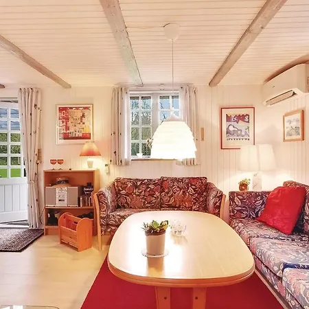 Three-bedroom Holiday In Casa vacanze Ebeltoft